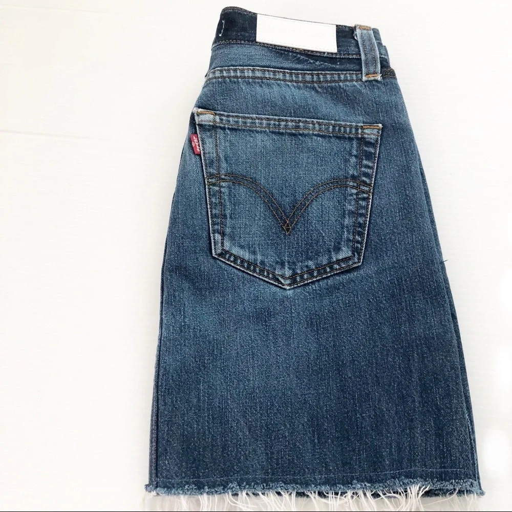 RE/DONE Levi’s Denim Mini Skirt, 26 - Picture 9 of 13
